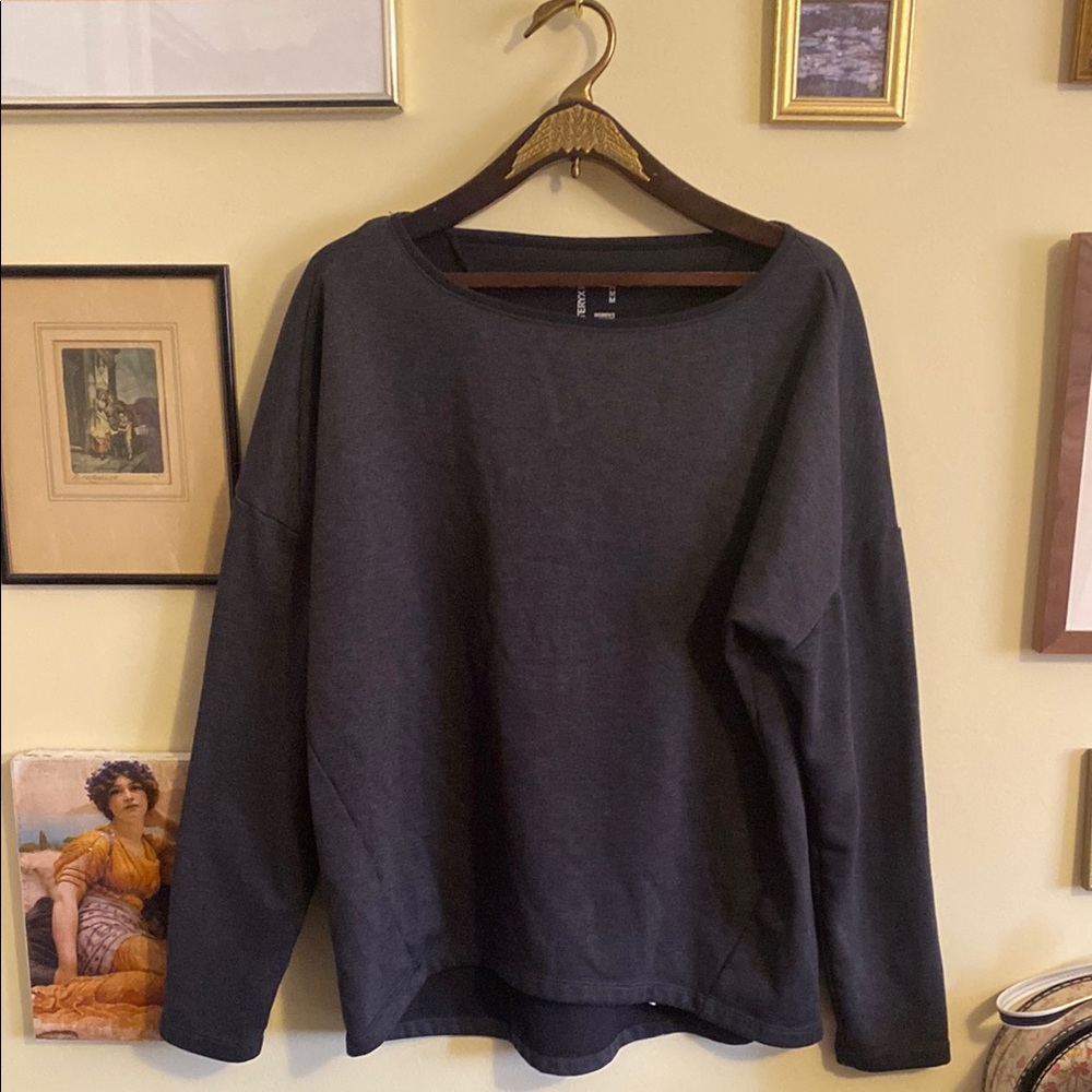 Arc’teryx Charcoal Long Sleeve Pullover